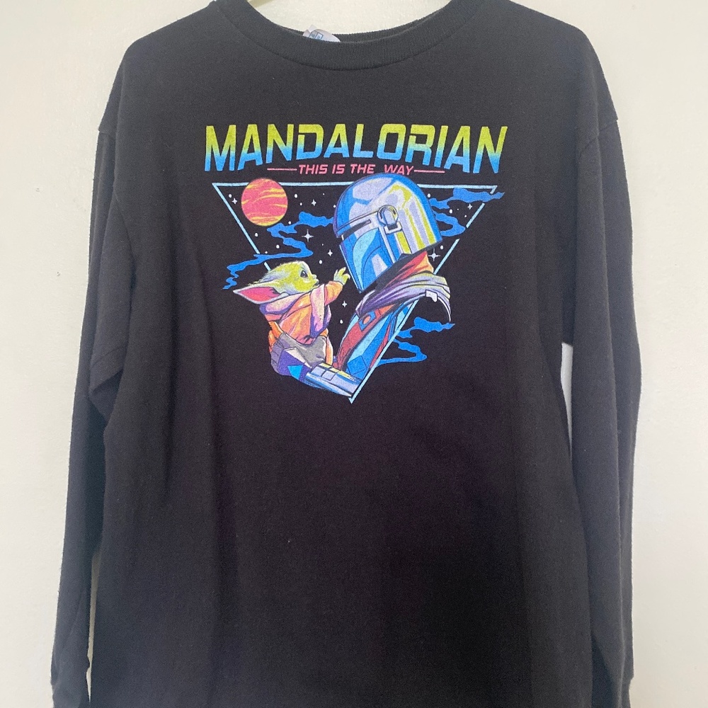 Mandalorian long sleeve youth S